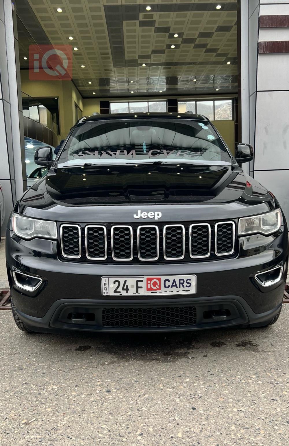 جیپ گراند شیرۆکی